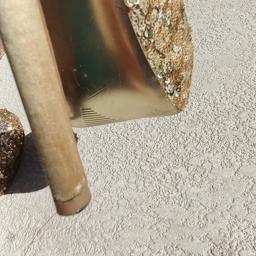 Steve Madden Gold Sequin platform heels - Picture 9 of 16